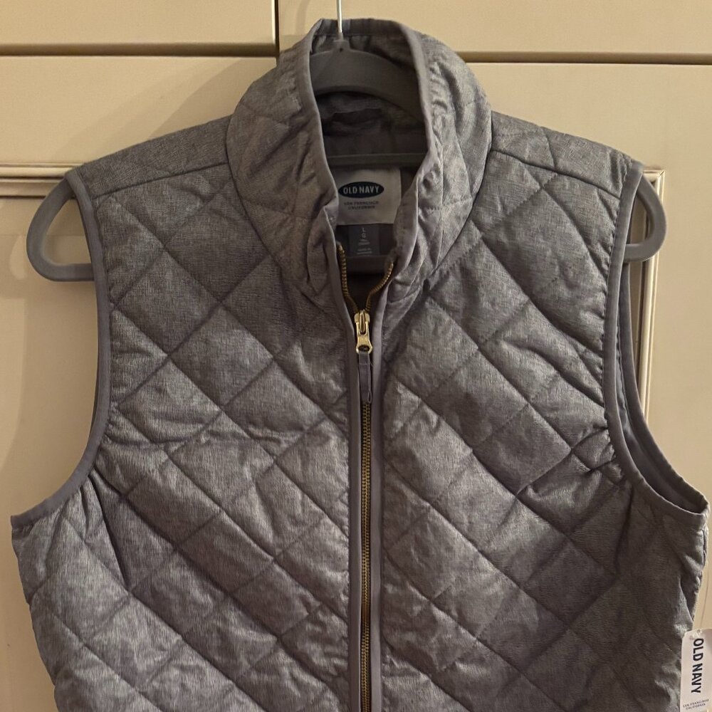 NWT, Old Navy Grey Quilted Vest, Size Large/Tall